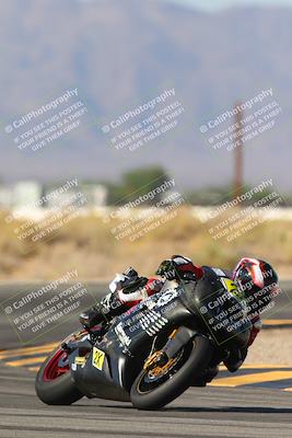 media/Oct-17-2024-Racers Edge (Thu) [[f51934c085]]/B Group/Session 4 (Turn 16)/